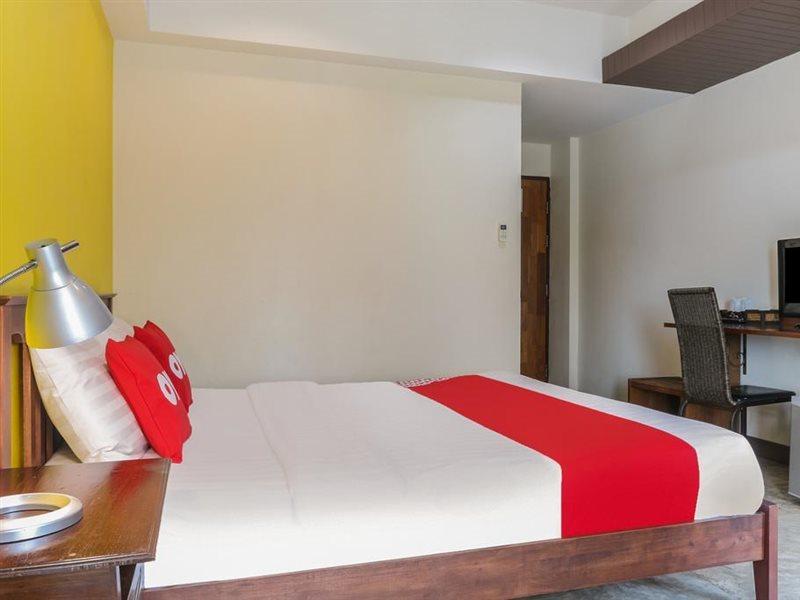 Oyo 233 Sunshine House Hotel Чиангмай Екстериор снимка