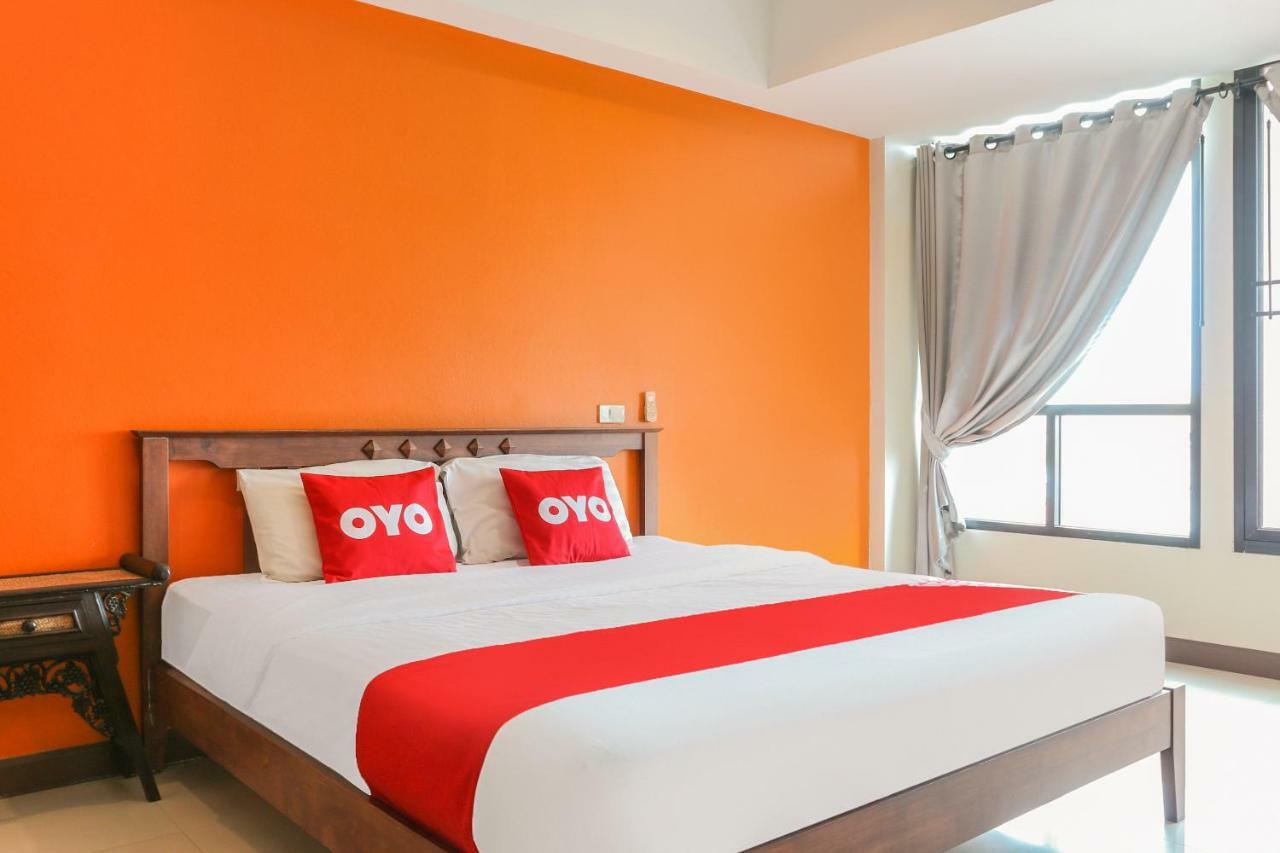 Oyo 233 Sunshine House Hotel Чиангмай Екстериор снимка