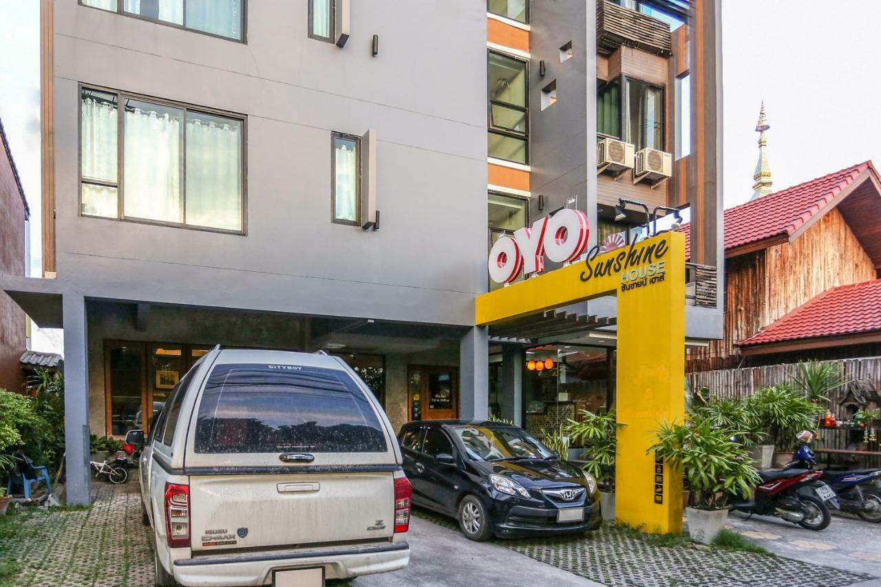 Oyo 233 Sunshine House Hotel Чиангмай Екстериор снимка