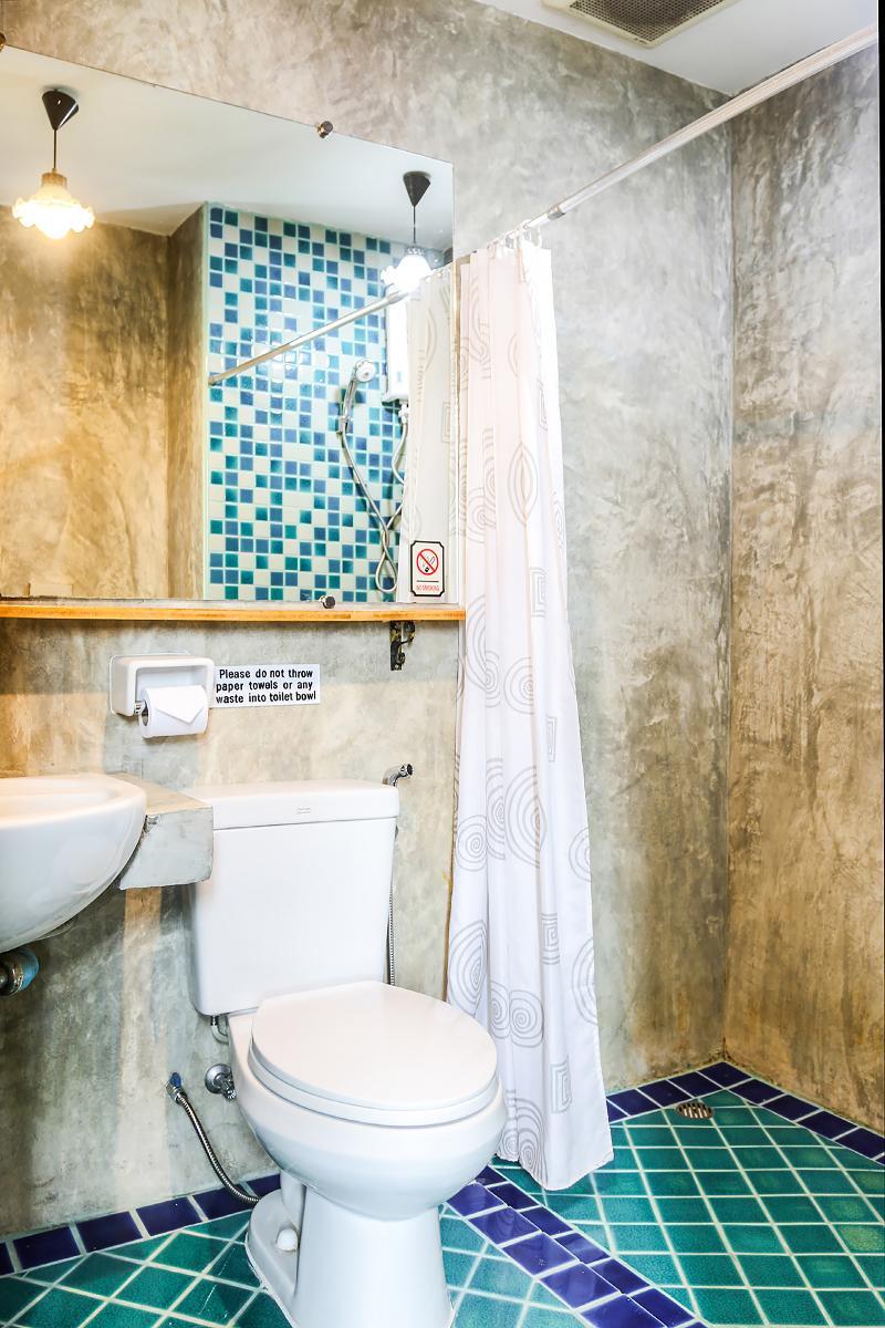 Oyo 233 Sunshine House Hotel Чиангмай Екстериор снимка