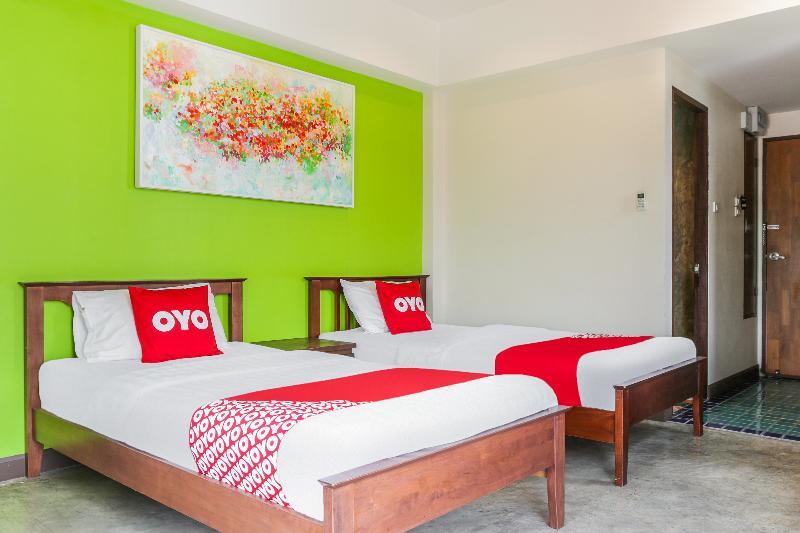 Oyo 233 Sunshine House Hotel Чиангмай Екстериор снимка